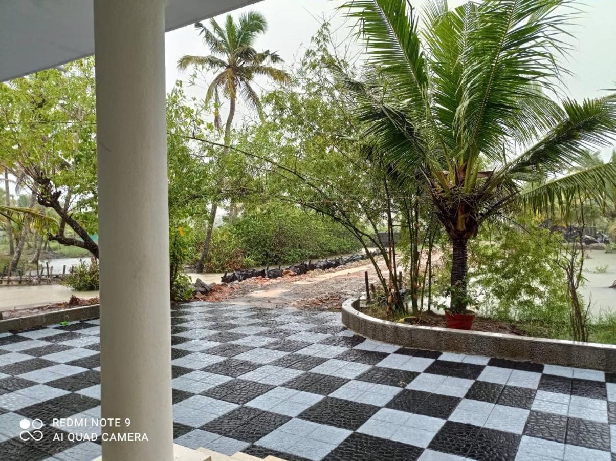 Aqua Green Home Stay Munroe Island 外观 照片