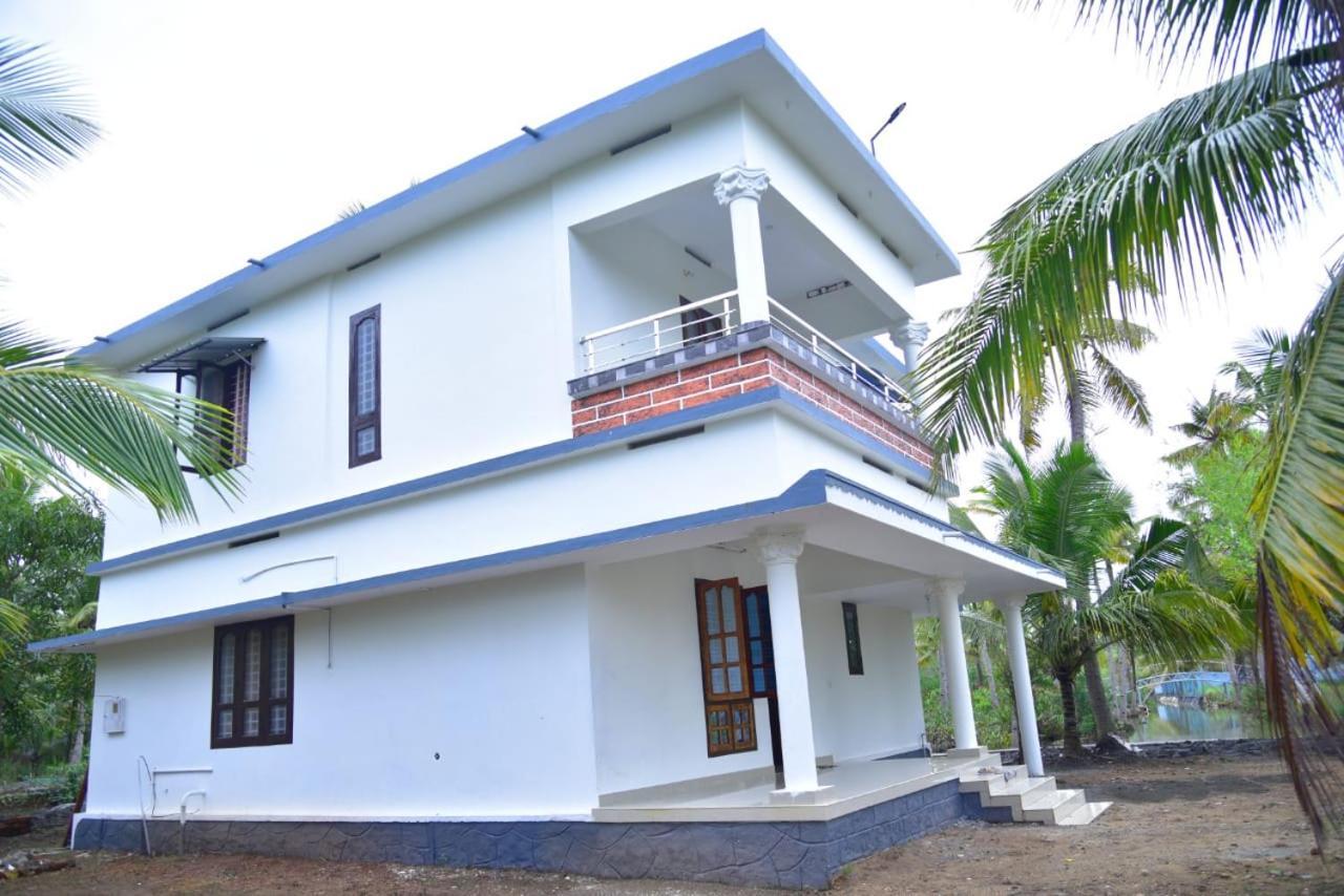 Aqua Green Home Stay Munroe Island 外观 照片